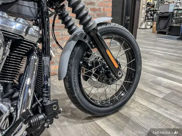2025 Harley-Davidson FXBB - Street Bob FXBB STREET BOB in Street, Cruisers & Choppers in Calgary - Image 34