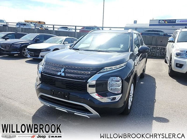 2024 Mitsubishi Outlander Plug-In Hybrid - Low Mileage in Cars & Trucks in Delta/Surrey/Langley