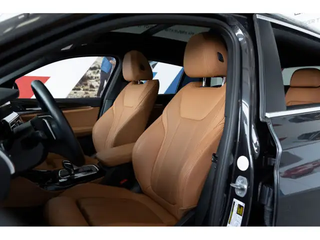 2022 BMW X4 xDrive30i in Cars & Trucks in Vancouver - Image 10