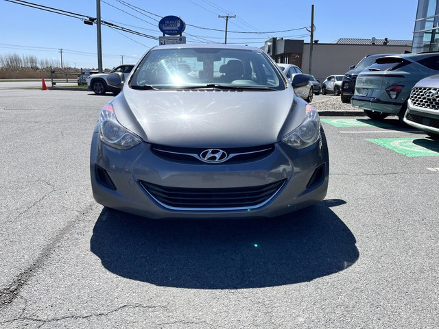 2013 Hyundai Elantra GL Manuelle Bancs chauffants Mags Bluetooth in Cars & Trucks in Longueuil / South Shore - Image 2