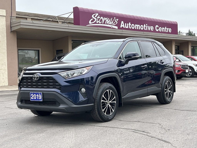  2019 Toyota RAV4 XLE AWD/ROOF/BACKUP CAM CALL NAPANEE 613-354-2 in Cars & Trucks in Belleville - Image 2