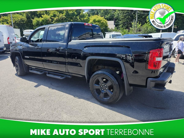 GMC Sierra 1500 4 RM, Cabine multiplaces 143,5 po, SLE 2018 à ve dans Autos et camions  à Laval/Rive Nord - Image 3