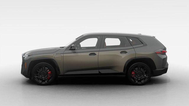 2025 BMW XM Hybride | M Sport | Freins M Sport Rouges | Bowers in Cars & Trucks in City of Montréal - Image 4