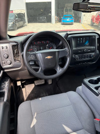 JUST IN! PRICED TO SELL ! 5.3L V8 355 horsepower and 383 lb-ft of torque AIR CONDITIONING | BACKUP C... (image 9)