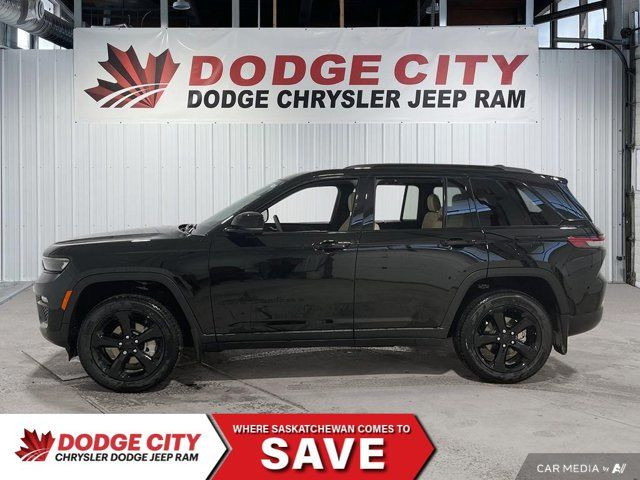 2025 Jeep Grand Cherokee Limited in Cars & Trucks in Saskatoon - Image 2