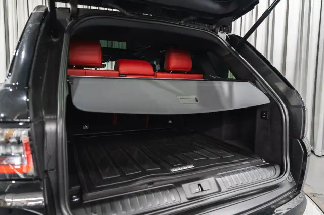 2020 Land Rover Range Rover Sport dans Autos et camions dans Comté de Strathcona - Image 24