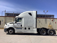 2020 FREIGHTLINER T12664ST;Heavy Duty Trucks - Conventional Truck w/ Sleeper Penske Location 1100 KI... (image 3)