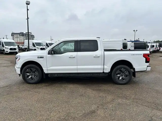 2025 Ford F-150 Lightning Flash | 312A | 4X4 | SuperCrew 145 in Cars & Trucks in Edmonton - Image 5