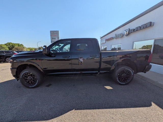 2025 RAM 3500 Limited 4x4 Crew Cab 6'4 in Cars & Trucks in Medicine Hat - Image 4
