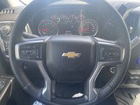 This Chevrolet Silverado 2500HD boasts a Gas V8 6.6L/400 engine powering this Automatic transmission... (image 9)