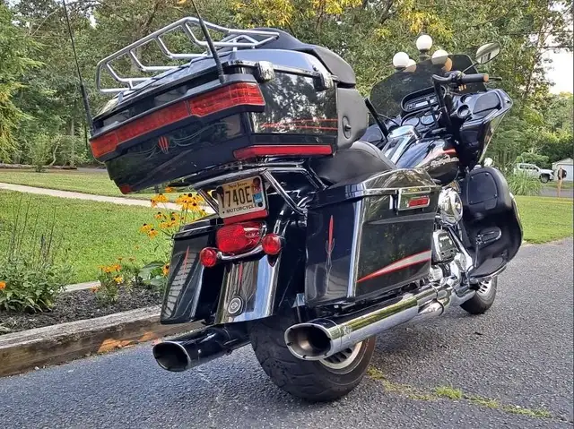 2013 HARLEY-DAVIDSON TOURING ROAD GLIDE ULTRA: $125 BW! in Street, Cruisers & Choppers in Edmonton - Image 5