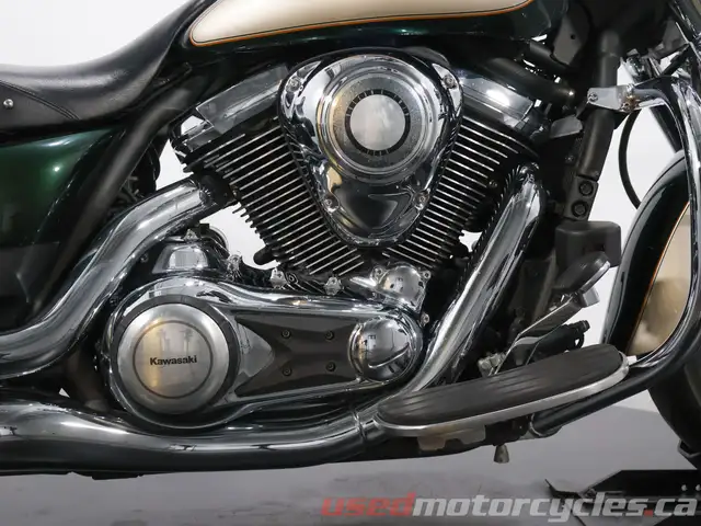 2009 Kawasaki Vulcan 1700 Classic LT in Street, Cruisers & Choppers in Kelowna - Image 12