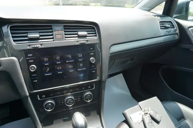 2019 Volkswagen Golf SportWagen in Cars & Trucks in Oakville / Halton Region - Image 12