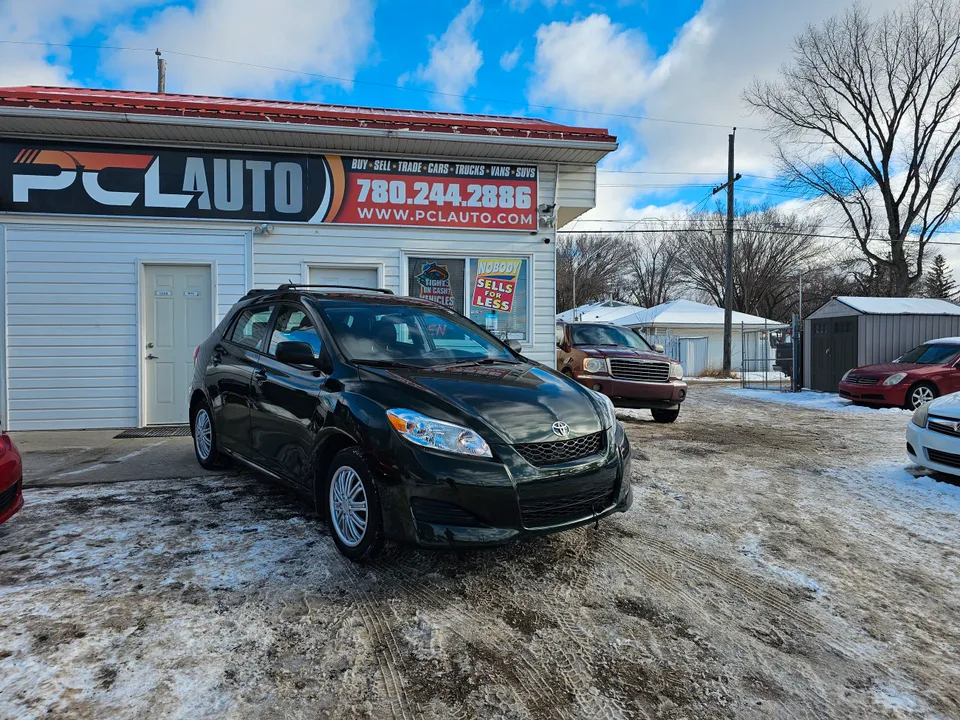 2013 Toyota Matrix AWD Low km Cruise control