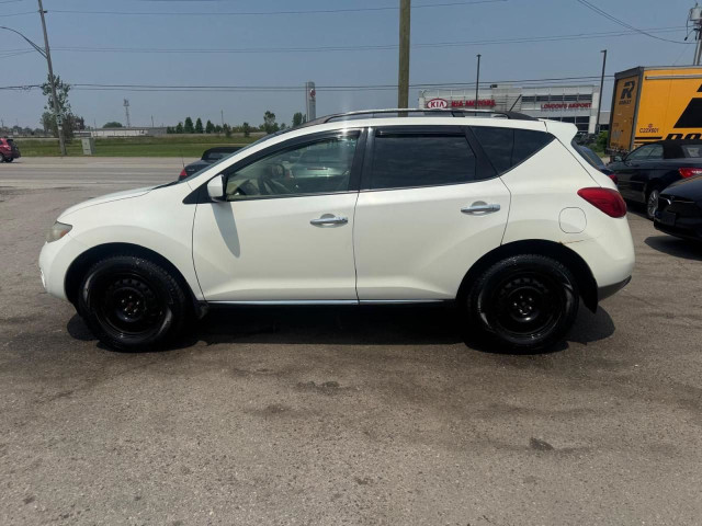2009 Nissan Murano SL, CAM, SUNROOF, RUNS WELL, AS IS SPECIAL in Cars & Trucks in London - Image 2