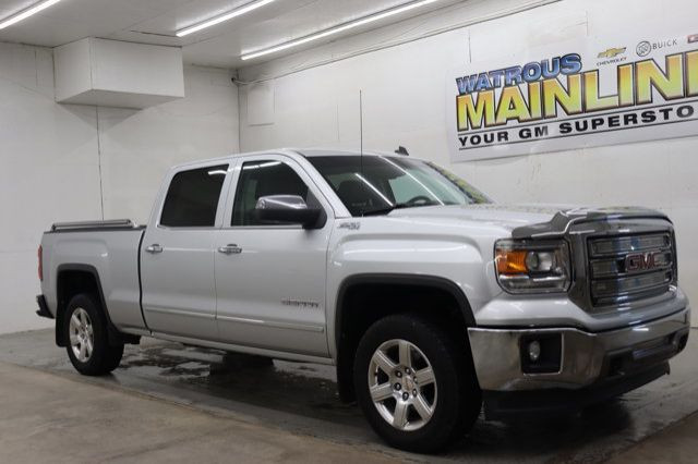 2014 GMC Sierra 1500 SLT in Cars & Trucks in Saskatoon - Image 2