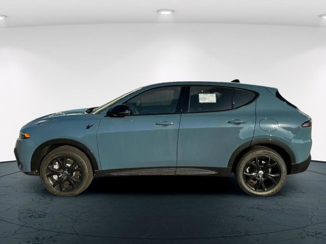 2024 Dodge Hornet PHEV R/T - Hybrid - Heated Seats in Cars & Trucks in Calgary