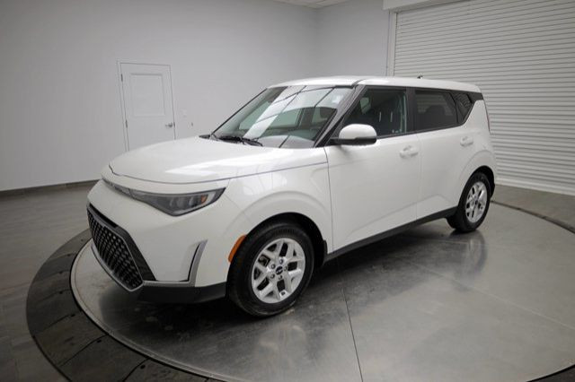 2023 Kia Soul EX in Cars & Trucks in Calgary - Image 4