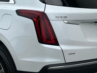 Ultra view sunroof, built in navigation, AWD, front and rear park assist, leather appointed seating,... (image 7)