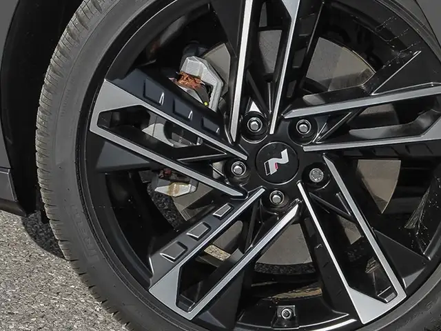2025 Hyundai Sonata N-Line Ultimate dans Autos et camions dans Région d’Oshawa/Durham - Image 7