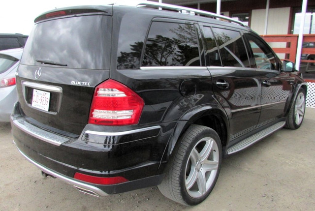 2012 Mercedes-Benz GL-Class GL 350 Bluetech in Cars & Trucks in Calgary - Image 4