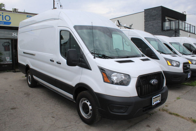 2022 Ford Transit T-250 HR ,148" EL, Divider, Leather, GVWR 9070 in Cars & Trucks in Mississauga / Peel Region - Image 4