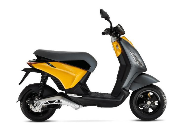 2024 Piaggio Piaggio 1 Active Euro 5 in Scooters & Pocket Bikes in Laval / North Shore