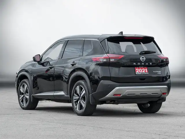 2021 Nissan Rogue Platinum | One Owner | Low Mileage | Low dans Autos et camions dans Hamilton - Image 5