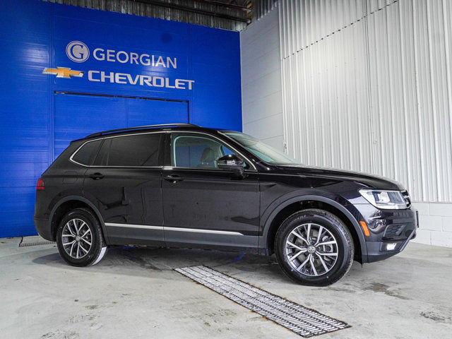2021 Volkswagen Tiguan Comfortline- Pano Roof - Heated Seats in Cars & Trucks in Barrie - Image 2
