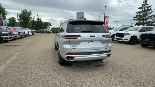 2025 Jeep Grand Cherokee L Summit Reserve | Massage Seats in Cars & Trucks in Edmonton - Image 4