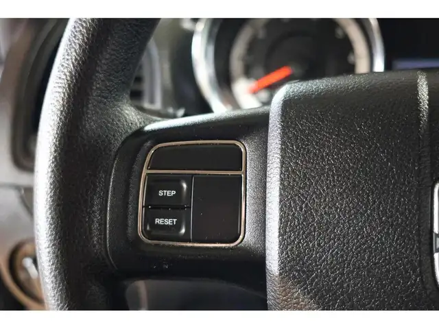 2013 Dodge Grand Caravan SXT - 7PASS|POWER SLIDING DOOR|REMOTE S in Cars & Trucks in City of Toronto - Image 12