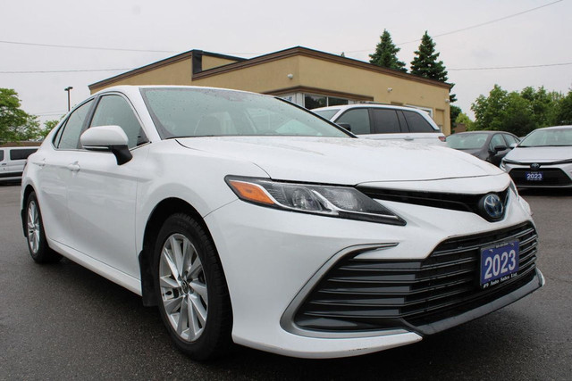 2023 Toyota Camry Hybrid LE in Cars & Trucks in Mississauga / Peel Region