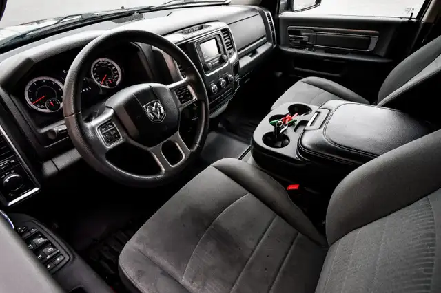 2021 Ram 1500 Classic SLT • BEDLINER • REAR CAM in Cars & Trucks in Kingston - Image 12