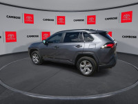Low Mileage, Heated Seats, Apple CarPlay, Blind Spot Monitoring, Lane Keep Assist, Steering Wheel Au... (image 5)