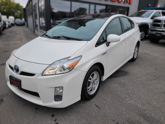 2010 Toyota Prius CAMERA-SOLAR ROOF-2 SETS OF RIMS/TIRES-NEW BRA in Cars & Trucks in City of Toronto - Image 3