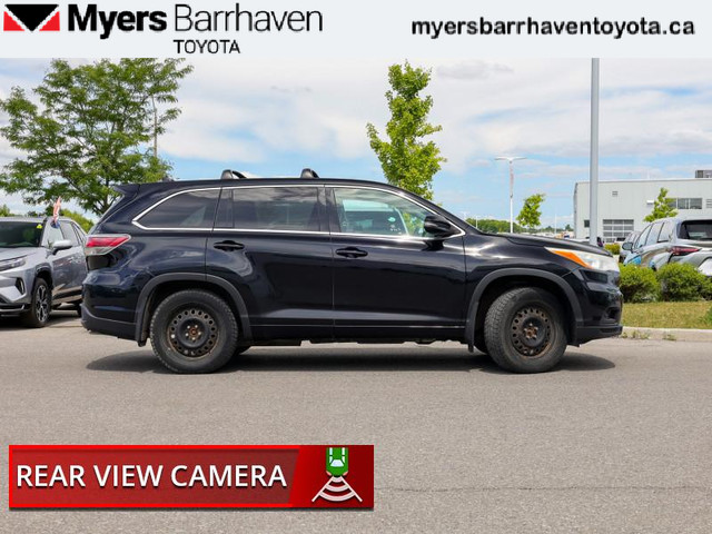 2016 Toyota Highlander LE - Bluetooth in Cars & Trucks in Ottawa - Image 2