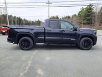 Engine: 5.3L 8cyl. L/100Km City: 0.0 L/100Km Hwy: 0.0 Safety Equipment Airbags, Dual-stage frontal a... (image 4)