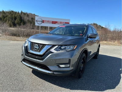  2019 Nissan Rogue SV Technology Package/Power Lift Gate/Navigat