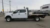 2022 Ford F-350 XLT Crew Cab FLAT DECK