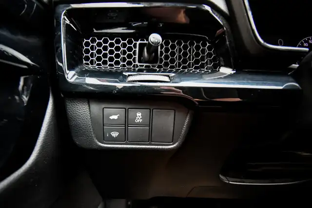 2024 Honda CR-V Sport • SUNROOF • POWER LIFTGATE • HEATED SEATS in Cars & Trucks in Kingston - Image 13