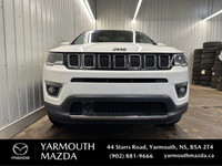 Panoramic Sunroof, Leather Seats, Low Kms, Heated Seats, Air Conditioning, Remote Starter, Lane Assi... (image 3)