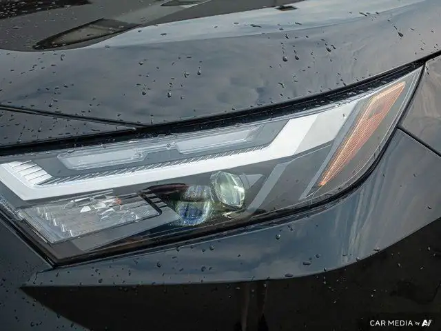 2022 Toyota RAV4 XLE AWD Sunroof Nav Capable Heated Leather in Cars & Trucks in St. Albert - Image 11