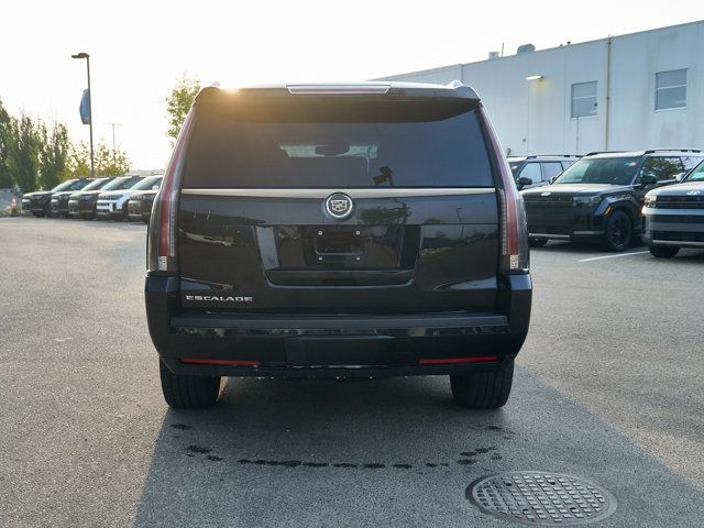 2015 Cadillac Escalade Premium | 4wd | Premium Leather Interior in Cars & Trucks in Edmonton - Image 4