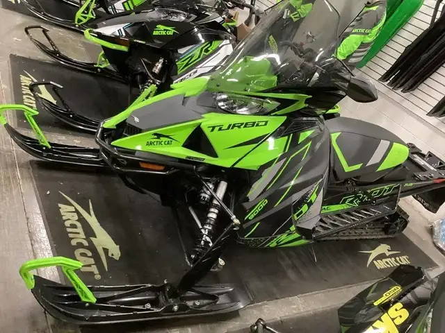 2023 ARCTIC CAT RIOT 9000 WITH ATAC 146: $111 BW! in Snowmobiles in Saskatoon - Image 12