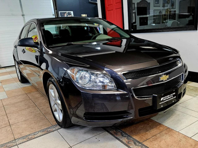 2010 Chevrolet Malibu LS One Owner Car/Great Service Records/... in Cars & Trucks in City of Toronto - Image 4