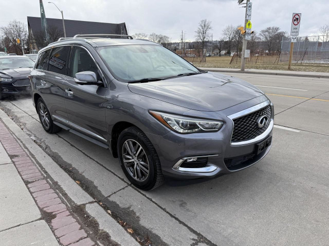 2017 Infiniti QX60 AWD 4dr in Cars & Trucks in Hamilton - Image 2