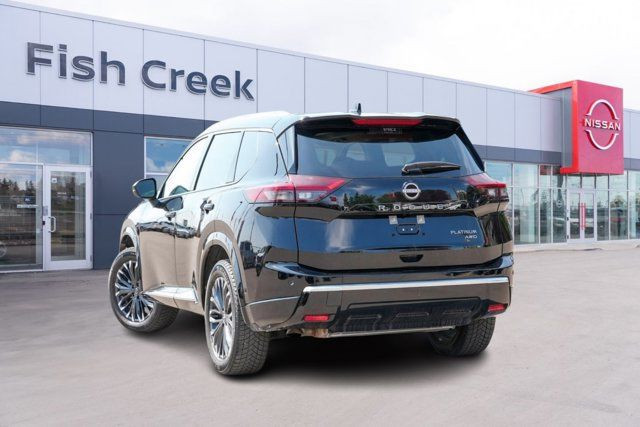 2024 Nissan Rogue Platinum | Nissan Executive Demo | No in Cars & Trucks in Calgary - Image 4