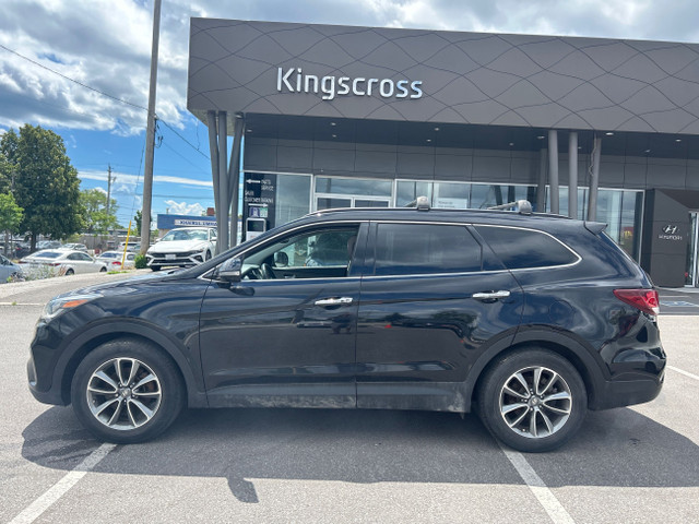 2018 Hyundai Santa Fe XL Luxury AWD Luxury 7 Passenger in Cars & Trucks in City of Toronto - Image 2
