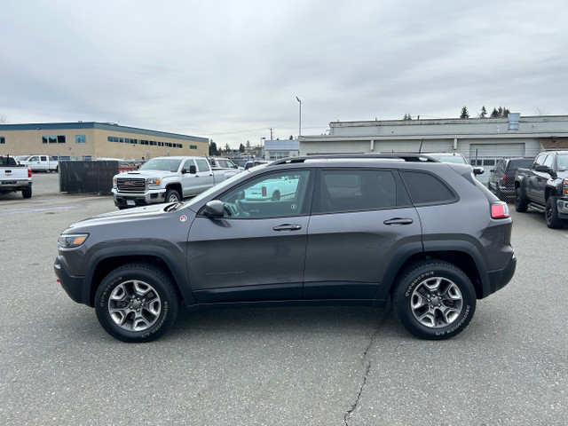 2019 Jeep Cherokee Trailhawk Bluetooth Navigation Sunroof Lea... in Cars & Trucks in Campbell River - Image 4