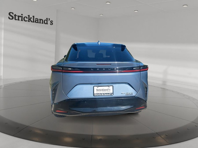 2023 LEXUS RZ 450e AWD in Cars & Trucks in Stratford - Image 4
